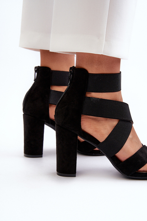 Dámske sandále na opätku s pásmi čierne Obissa