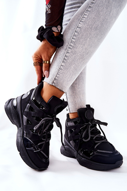 Čierne kliny kliny športových klinov