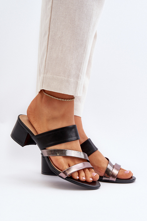 Dámske čierne sandále na nízkom opätku Rosila