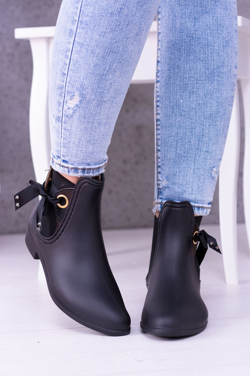 Čierne matné ženské galoshes, ktoré jedného dňa Jodhpur topánky