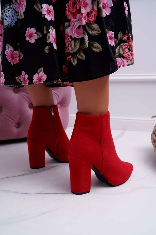 Ženské topánky na Suede Post Red Sharks