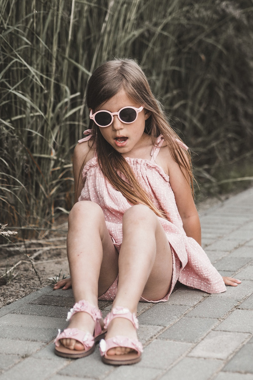 Lakýrované dětské sandálky ozdobené květy Růžové Tinette