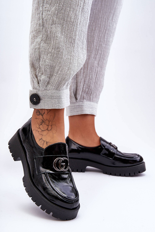 Dámske kožené topánky s dekoráciou čierne ružové pády