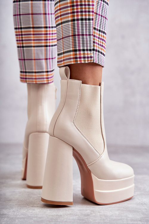 Dámske kožené topánky s masívnymi podpätkami Bege Jones