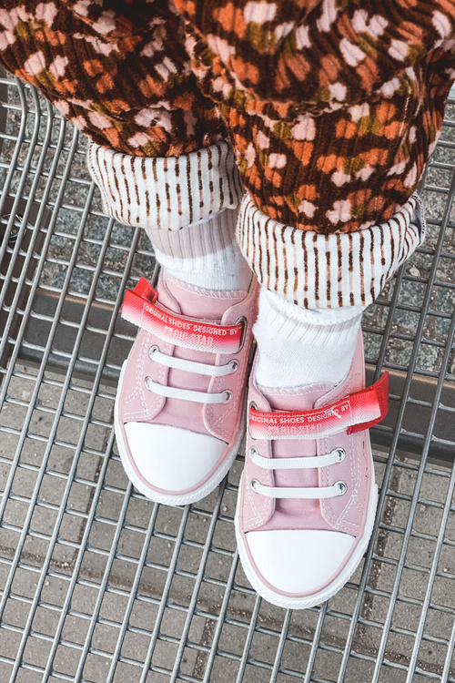 Detské nízke tenisky Veľká hviezda JJ374078 Pink