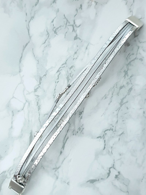 Dámsky strieborný korálkový náramok Michiko korálky