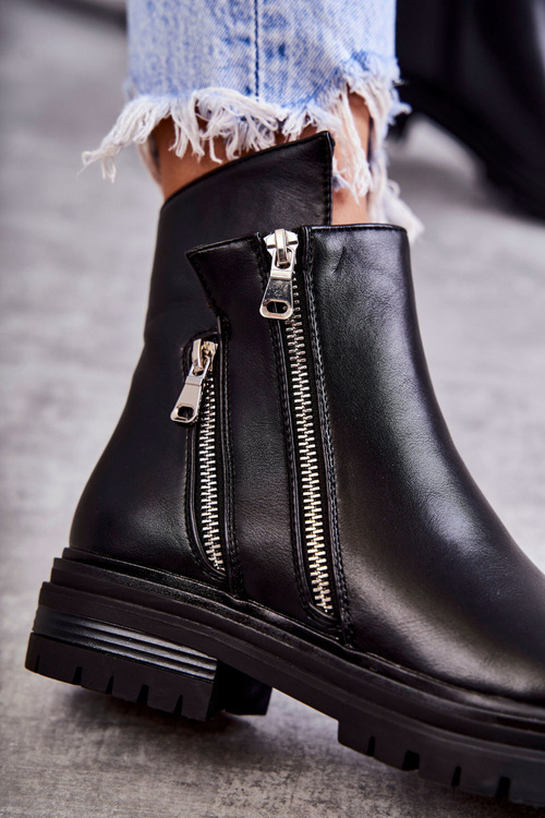 Dámske kožené topánky na čiernom zipsu Navarra