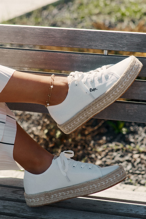 Dámske Tenisky S Pletením Lee Cooper LCW-25-44-3217 Biely