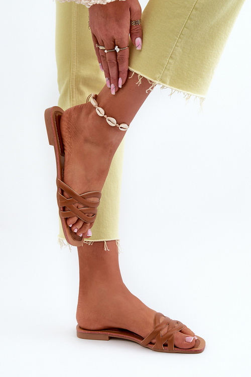 Dámské sandály z ekokože na ploché podrážce hnědé Moldela