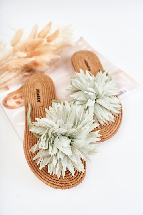 Dámske flip -flops flip -flops s materiálnou dekoráciou zelenej Eviany