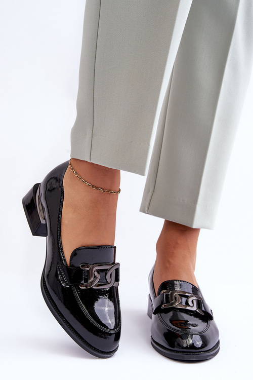Lakované polobotky mokasíny na podpatku černé Sakina