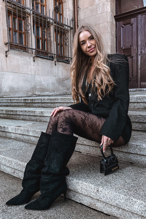 Zmačkané kozačky na jehlovém podpatku z ekzem veluru vyhřívané černé Mavella