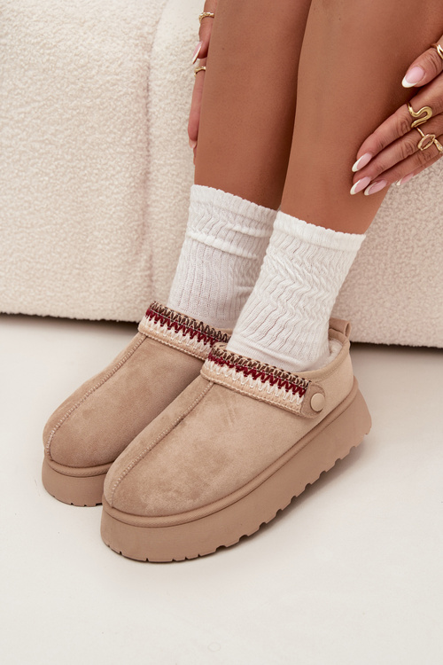 Dámske nízke snehule s pohyblivým pásom a výšivkou na platforme svetlosivohnedé Lyrisse