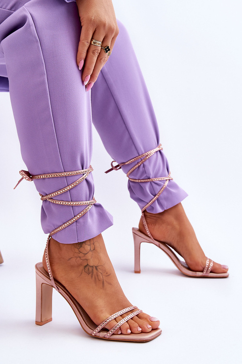 Elegantní vázané sandály s kamínky Nude Nessy