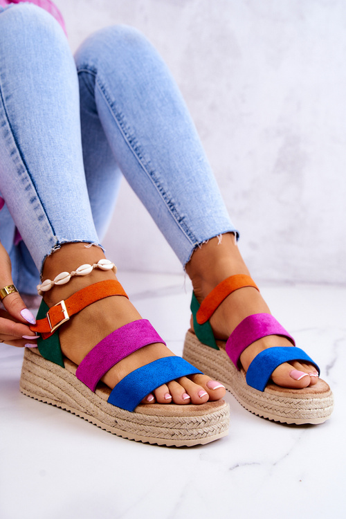 Dámské semišové sandály s přezkou vícebarevne Corestra