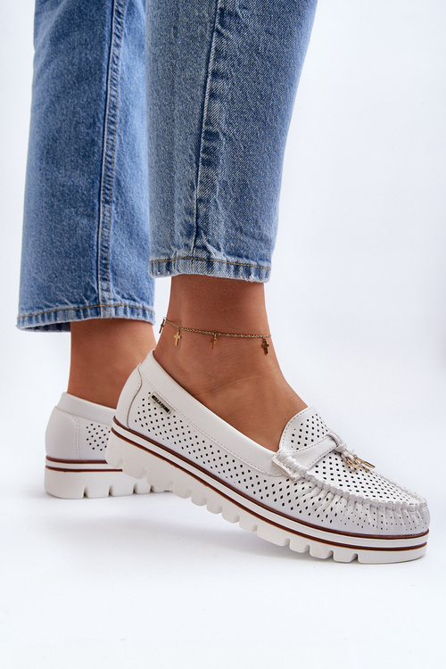 Dámske bielé vyrezané mokasíny Twista