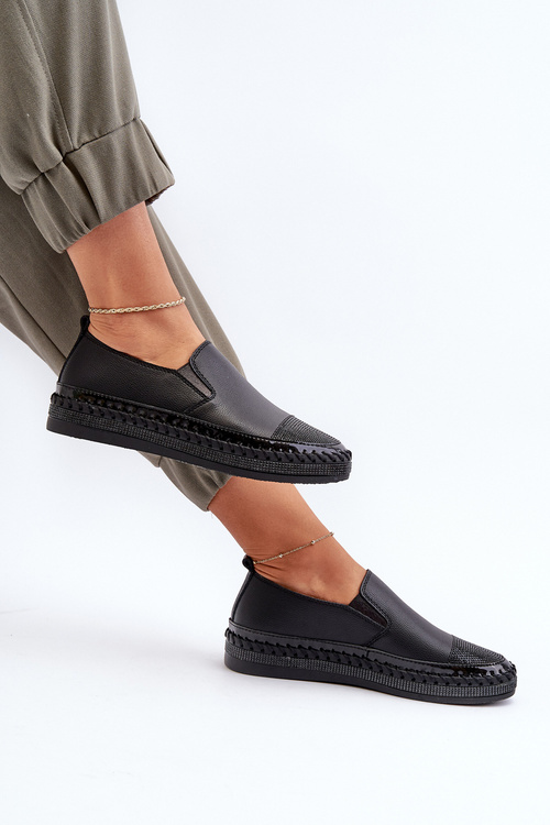 Dámské kožené polobotky na platformě černé D&A LR370