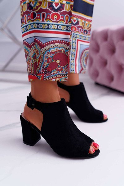 Dámské Sandály Na Podpatku Se Svrškem Peep Toe černé Esta