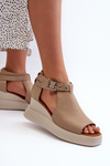 Dámske sandále na platforme a klinčeku z ekokože béžové Hloeli