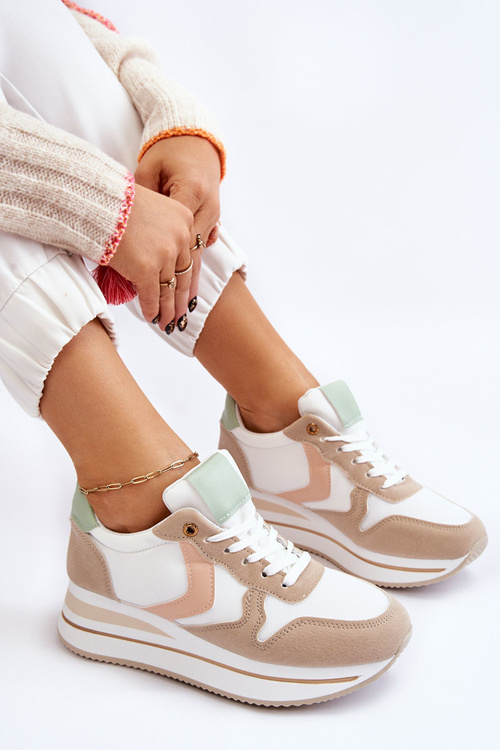 Dámská sportovní obuv na klínku bílá a béžová Neva