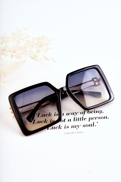 Štvorcové slnečné okuliare v130042 čierne