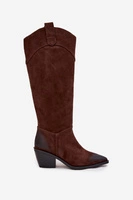 Odstíny hnědé a béžové