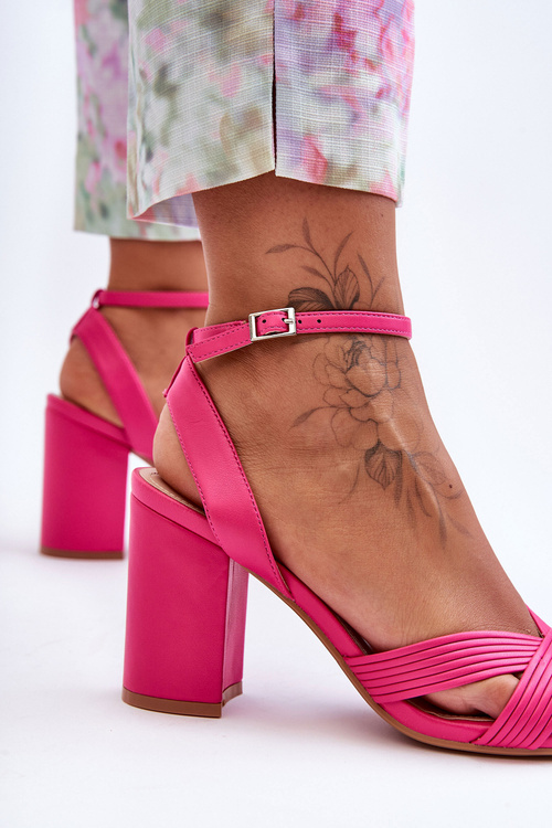 Klasické sandály ze skóry na sloupku Fuksja Zipola