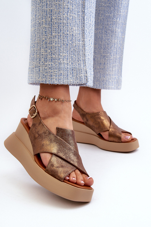 Dámske sandále z eko kože na platforme a klinovej podošvy meďové Vaiara