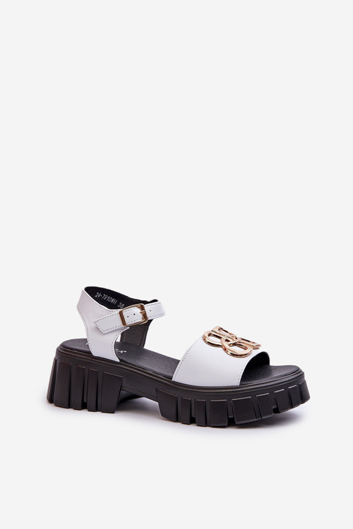 Biele Dámske Kožené Sandále s Zlatým Ozdobením Vinceza 7910