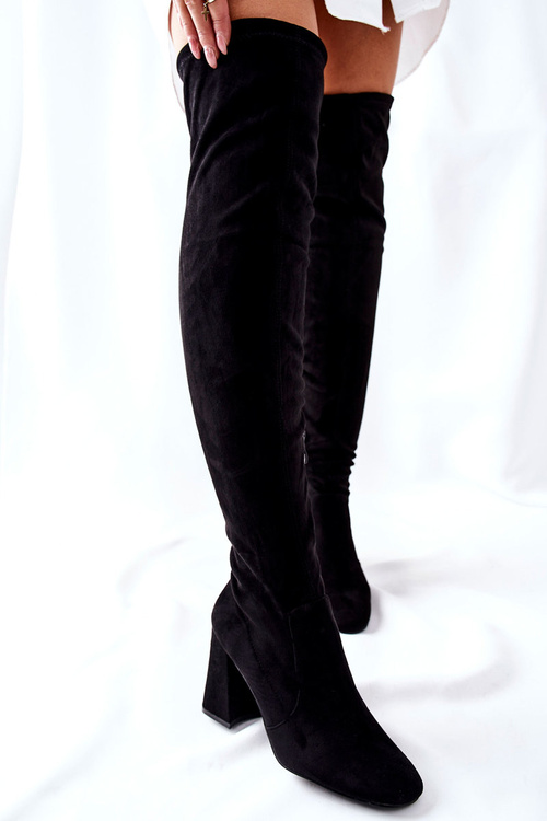 Topánky na čiernom poste Suede Agaloa