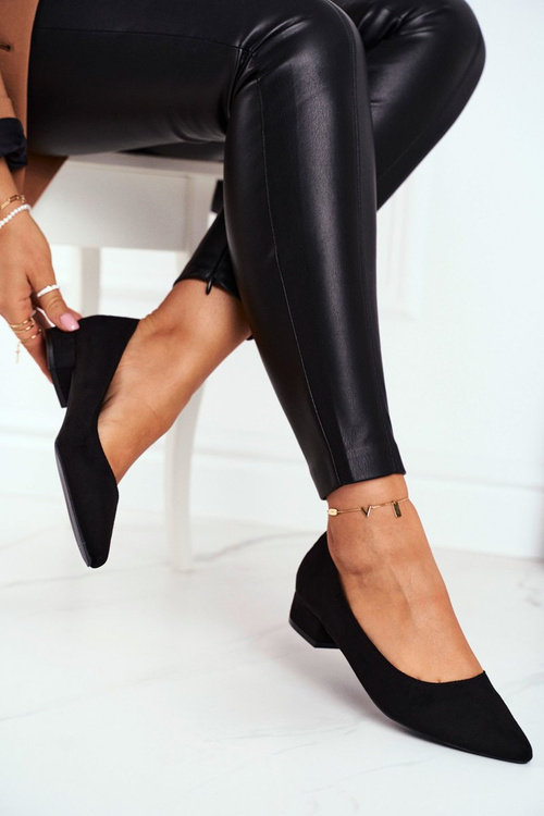 Čierne semišové baleríny