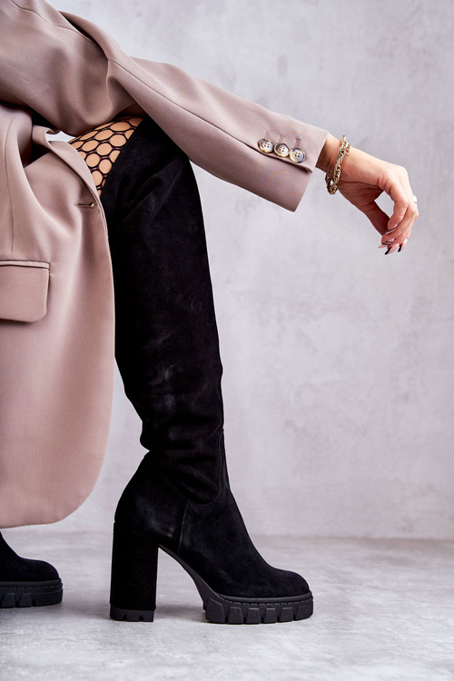 Módní semišové vysoké kozačky černé Estrela