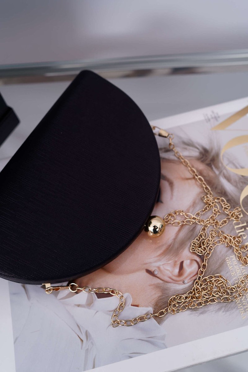 Dámska čierna večerná taška