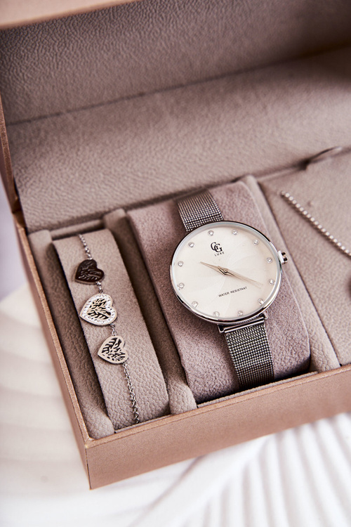 Sledujte a šperky súpravy GG Luxe Silver