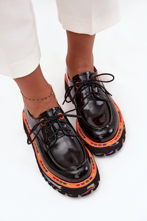 Kožené dámské lakované polobotky Artiker 57C0176 Černé