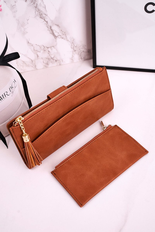 Veľká dámska peňaženka s ďalšou kabelkou a hnedými strapcami