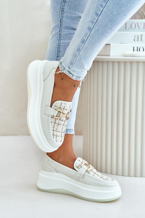 Kožené dámské mokasíny na platformě se zlatou ozdobou 89105 Vinceza světlobéžové