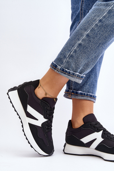 Dámské černé sportovní boty Chloette