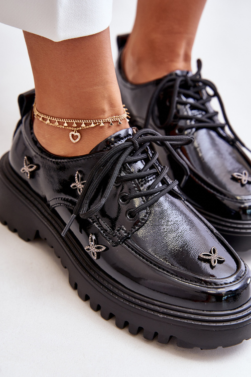 Lakovane Dámske Poltopánky S Ozdobami Prírodná Koža Artiker 55C1011 Čierne