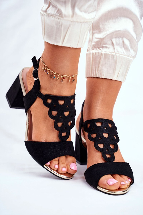 Dámske sandále v semišovom čiernom videní