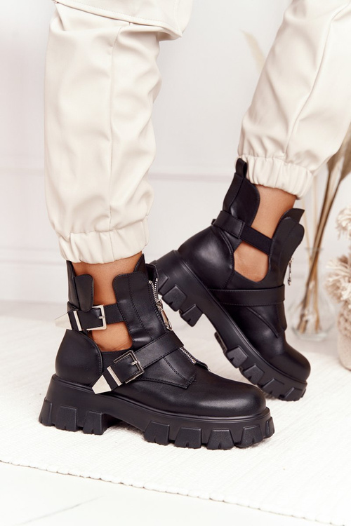 Pracovníci žien na platforme čierna kozmická láska