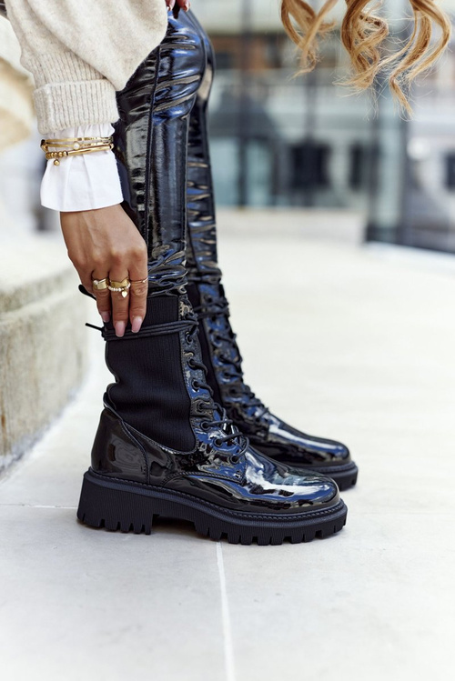 Dámské Kotníkové Ploché Workery Lakované Boty Cerne Maxine