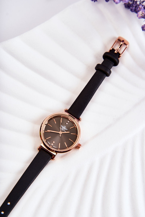 Čierne analógové hodinky