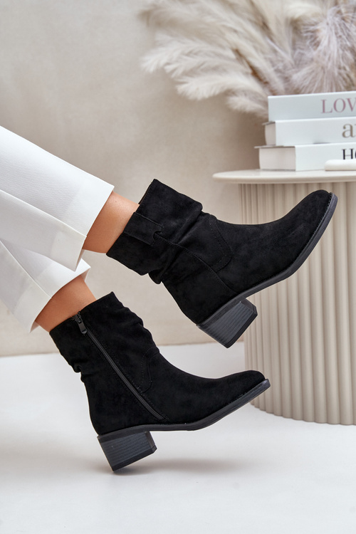 Zateplené dámské boty s nařaseným svrškem na nízkém podpatku černé Zinanya