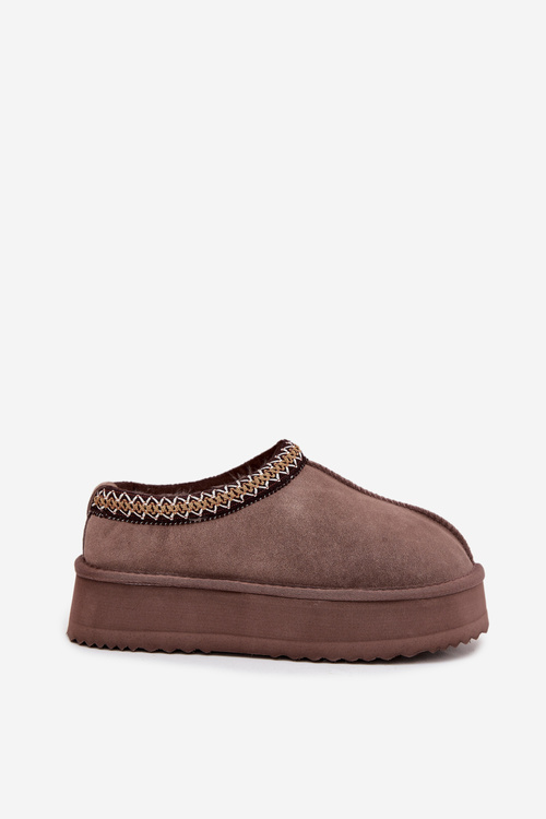 Nízké semišové sněhule pro ženy s výšivkou na platformě Vinceza 97960 hnědé