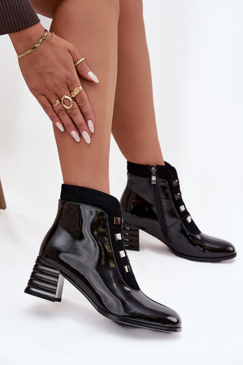 Kožené lakované dámské boty na podpatku D&A MR52-144 Černé