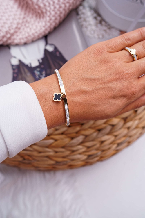 Dámsky náramok so zirkónmi a zlatý prívesok