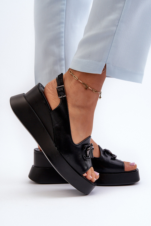 Dámské sandály na platformě a klínové boty s ozdobou černé Janesca