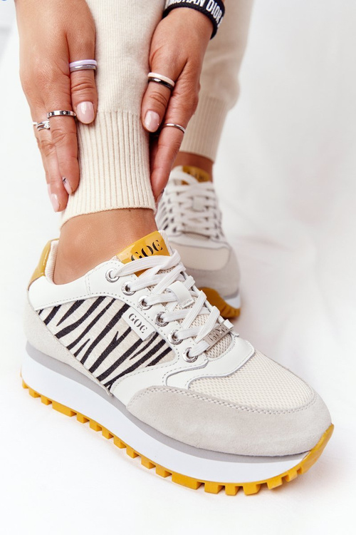 Kožené Sportovní Obuv Na Platformě GOE HH2N4001 Bílé-Žluté