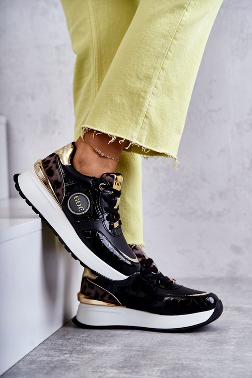 Dámská sportovní obuv na klínku GOE KK2N4085 černé